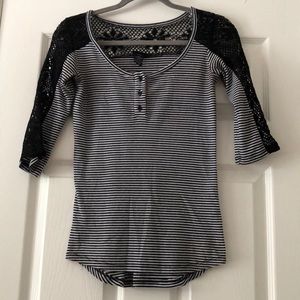 A Buttoned front lace Shirt